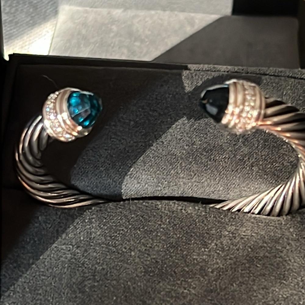 David Yurman cable bracelet. UNIQUE!!!